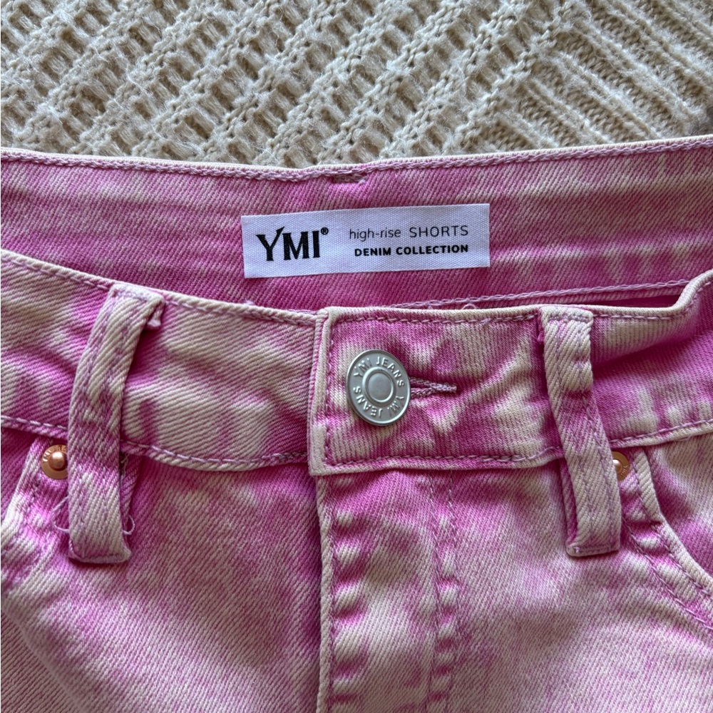 NEW YMI Junior Girls Pink Denim High Rise Shorts 1/25 - Picture 2 of 4